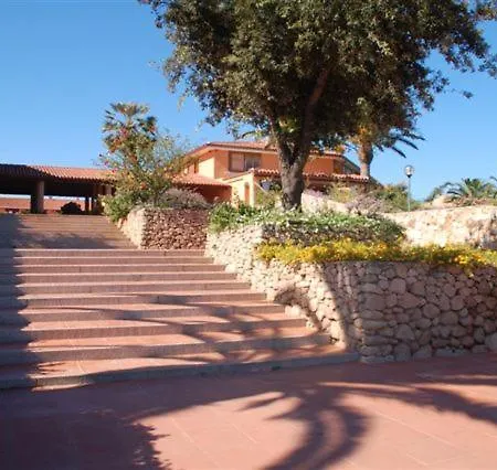 Residence Porto Coda Cavallo