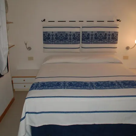 Residence Porto Coda Cavallo Aparthotel