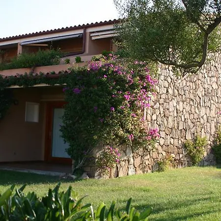 Aparthotel Residence Porto Coda Cavallo San Teodoro (Sardinia)