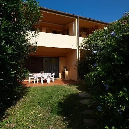 Residence Porto Coda Cavallo Aparthotel