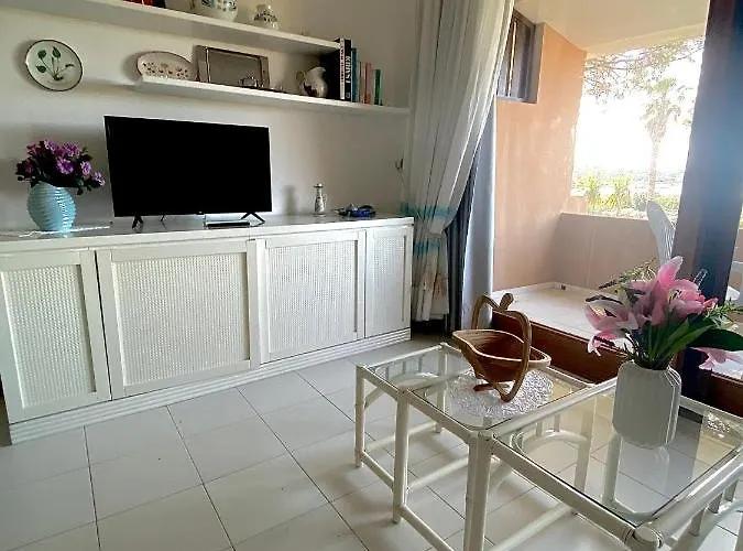 Hotel apartamentowy Porto Coda Cavallo San Teodoro (Sardinia)