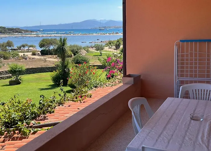 Hotel apartamentowy Porto Coda Cavallo *
