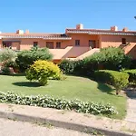 Porto Coda Cavallo 圣特奥多罗