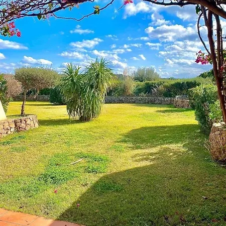 Porto Coda Cavallo Apartahotel San Teodoro (Sardinia)