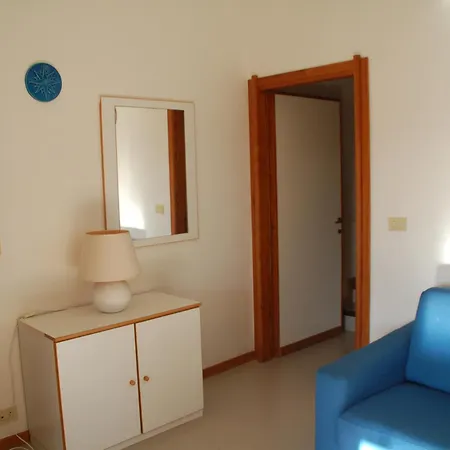 Residence Porto Coda Cavallo Ξενοδοχείο με διαμερίσματα *