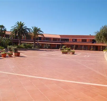 מלון דירות Porto Coda Cavallo