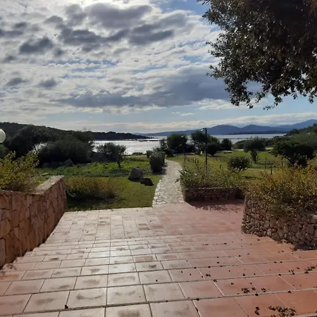 Porto Coda Cavallo Апарт-отель