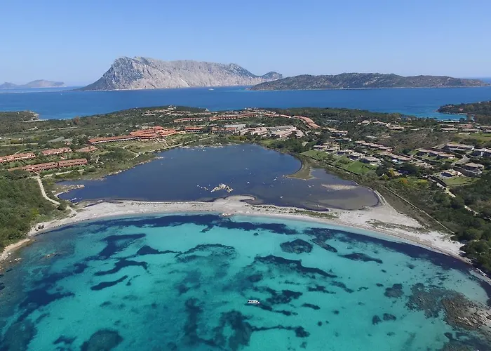 Porto Coda Cavallo Apartmanhotel San Teodoro